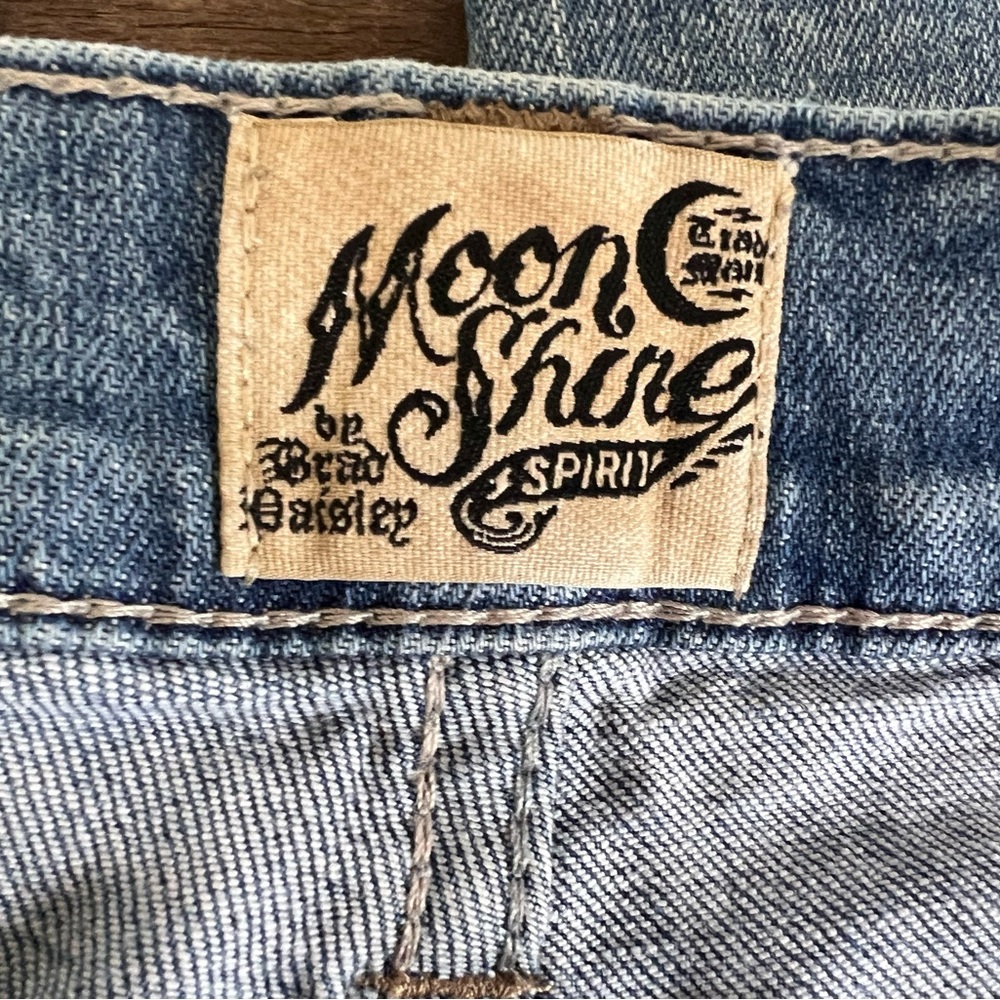 Moonshine Spirit by Brad Paisley Light Wash Slim Straight Stretch Denim 30x31 - Picture 8 of 16